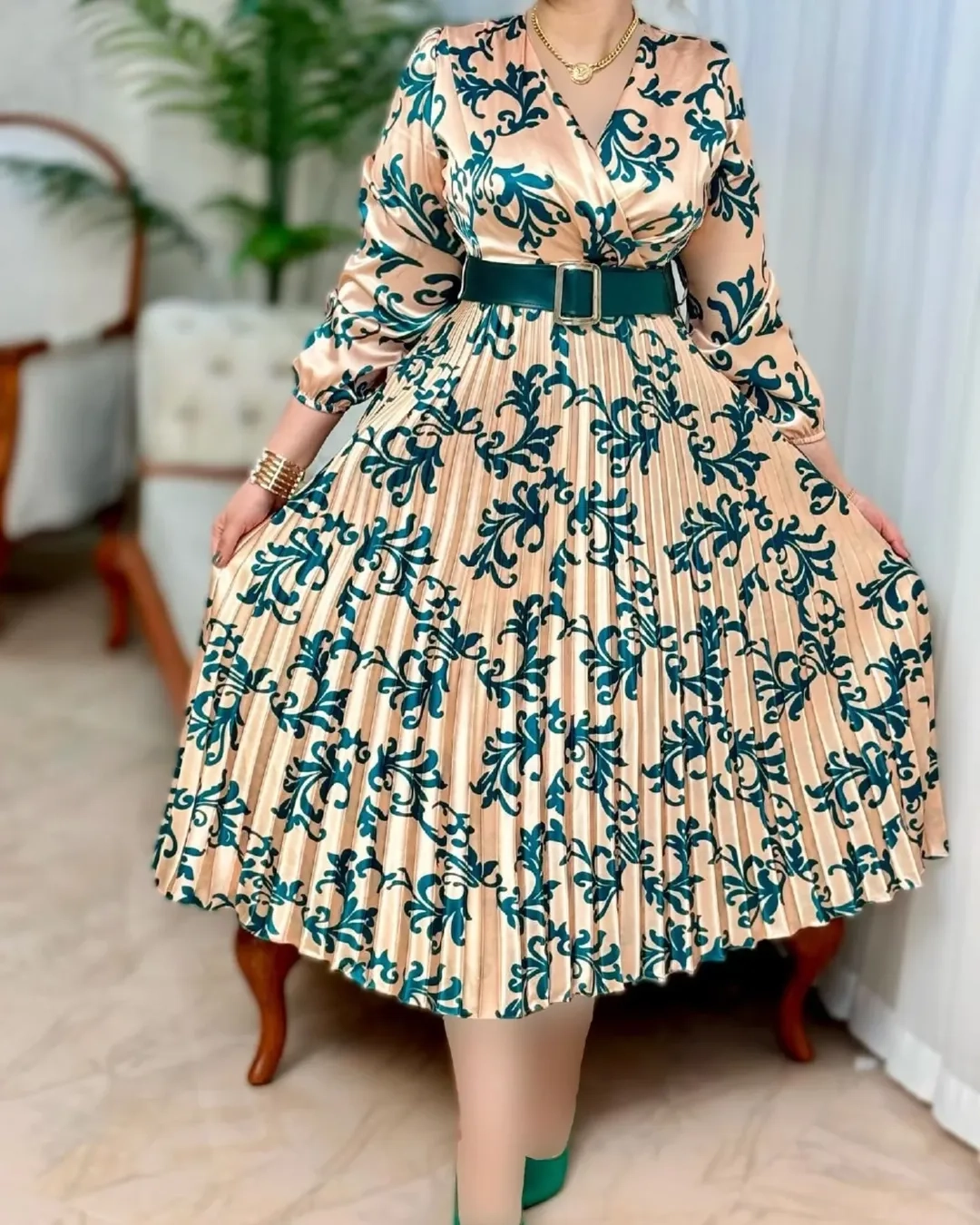 کرم سبز پلیسه