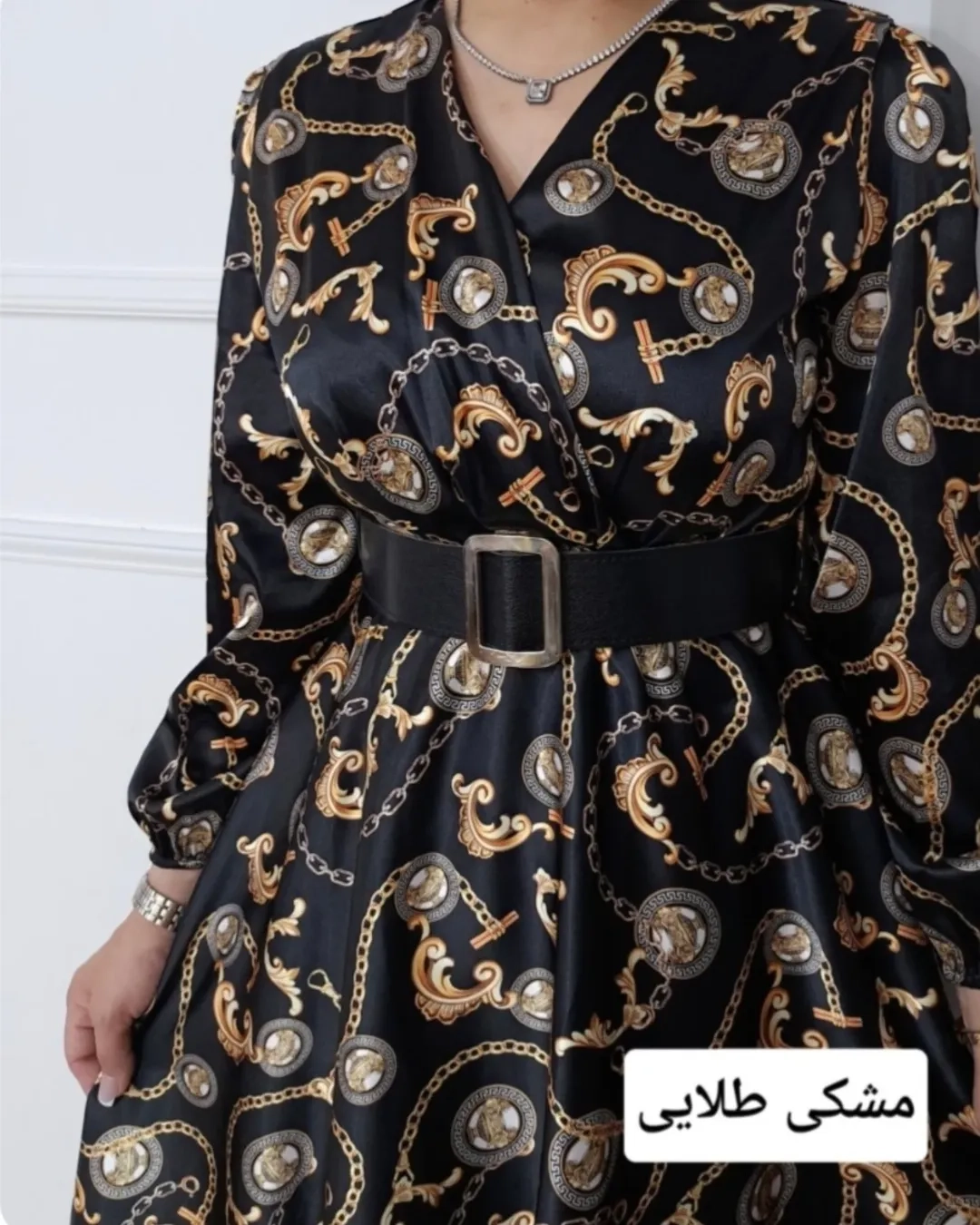 مشکی طلایی