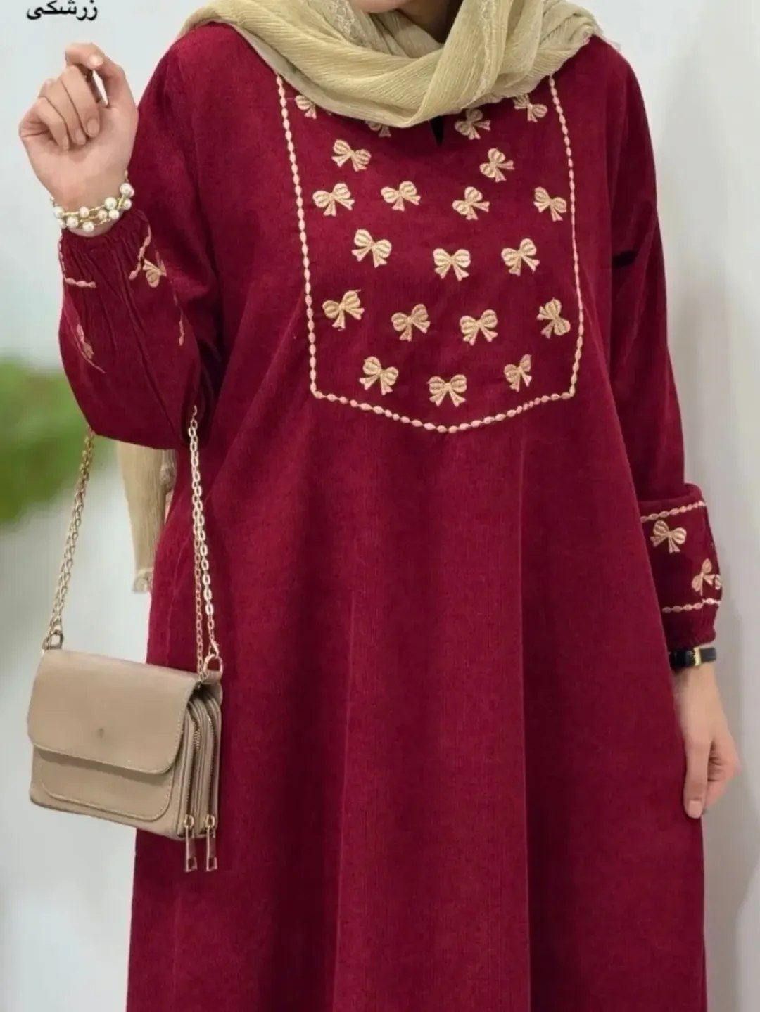 مانتوزنانه کبریتی طرح پاپیون