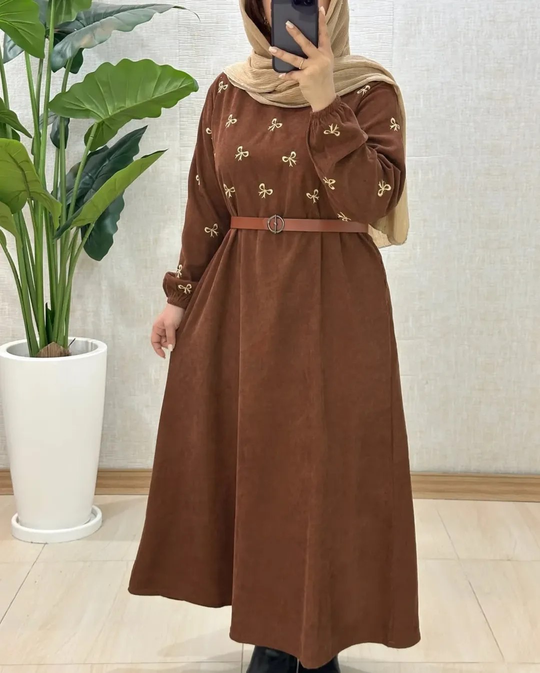 مانتوزنانه کبریتی طرح پاپیون